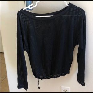 Lululemon long sleeve crop top size 4